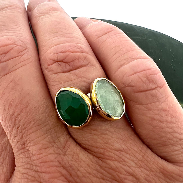 Rose Cut Emerald Chiseled Ring