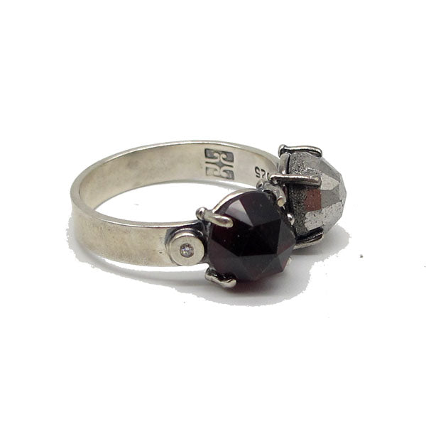 Side view of Gothic - Gemstone Ring. here you can see Joanna's stamp inside the ring and the side details on the ring.
