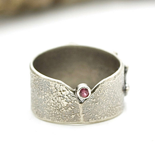 Back view of Sprout Watermelon Tourmaline Branch Ring showcasing its pink sapphire on the back.
